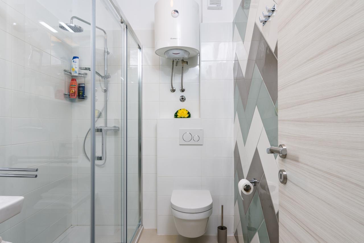 Apartmani Marko I Ana Marina Exterior foto